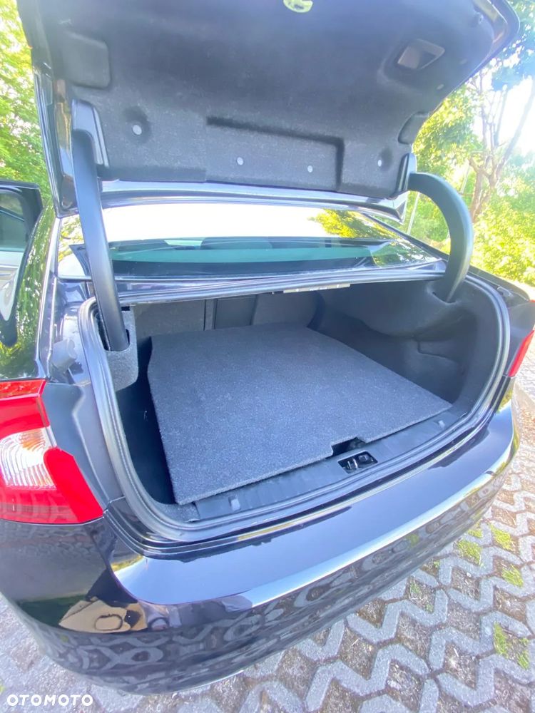 Volvo S60 T5 Drive-E Base - 13