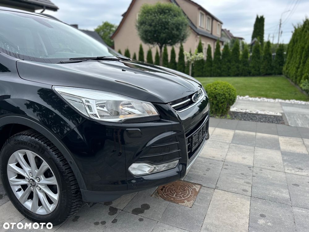 Ford Kuga 1.5 EcoBoost 2x4 Titanium - 5