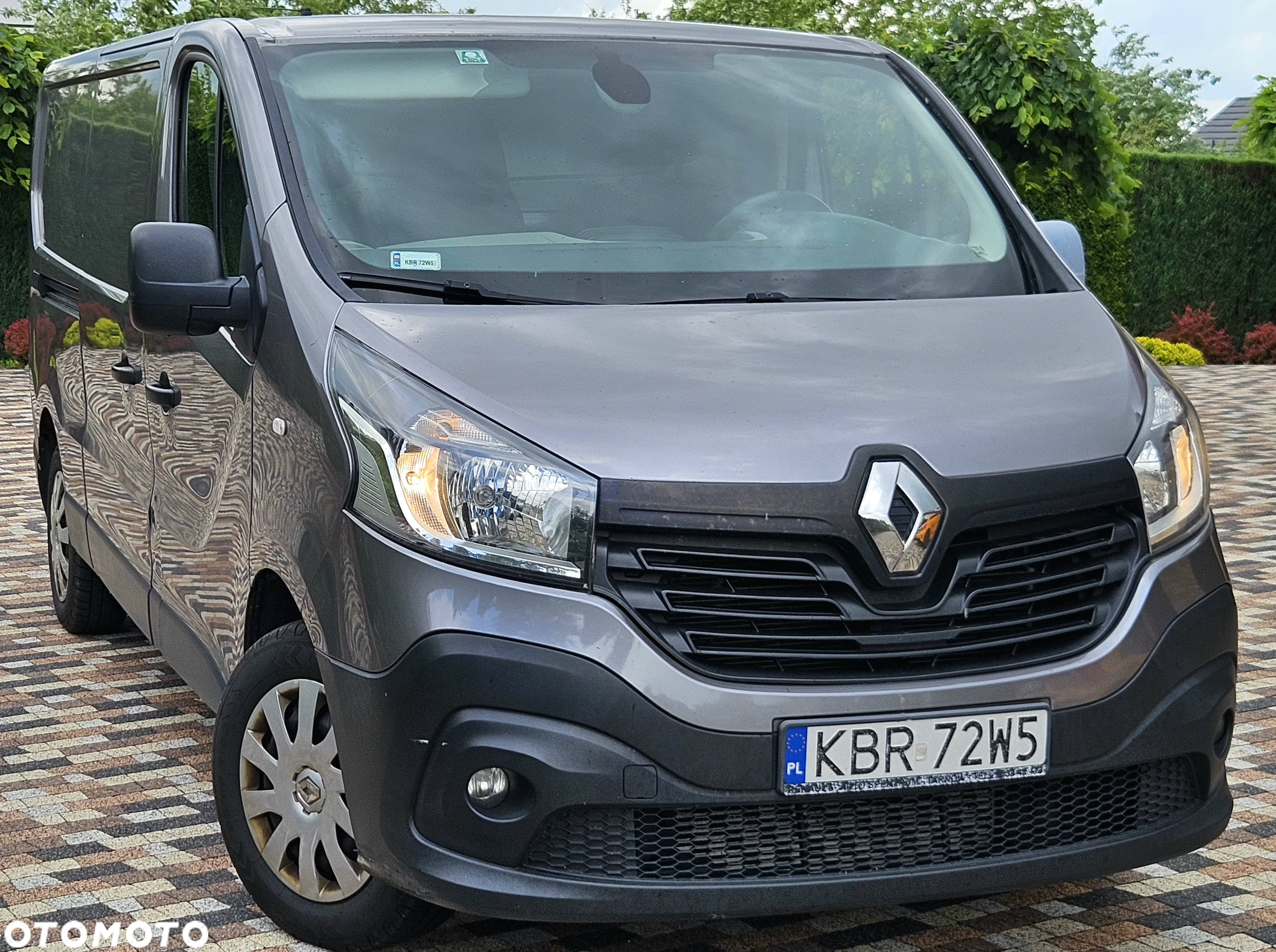 Renault Trafic - 25