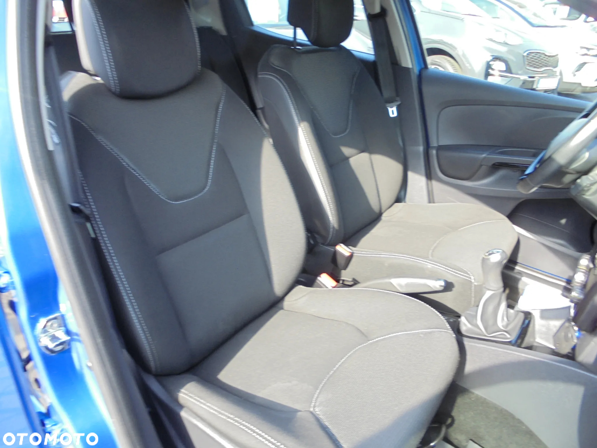 Renault Clio - 13