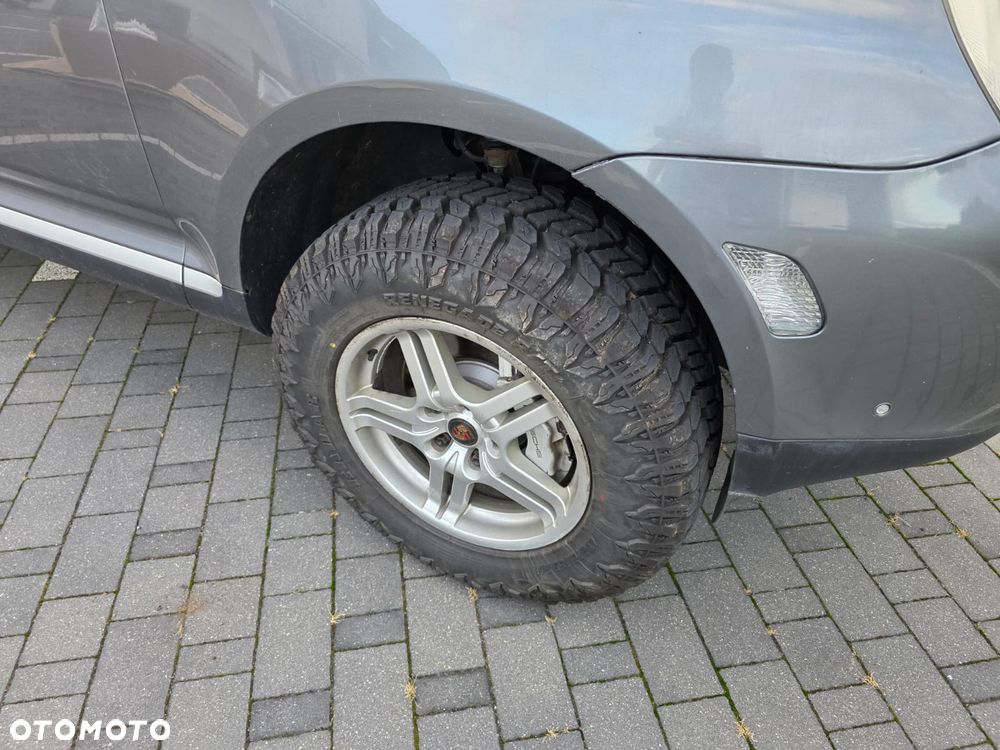 Porsche Cayenne - 10
