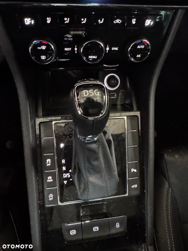 Skoda Superb 2.0 TSI DSG L&K - 22