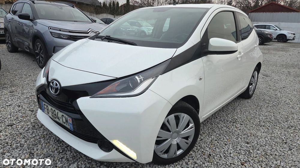 Toyota Aygo x-play Edition-S - 16
