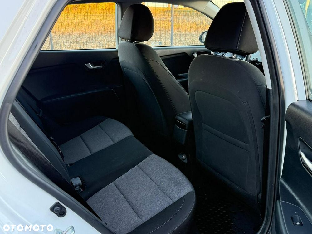 Kia Stonic 1.2 Vision - 17