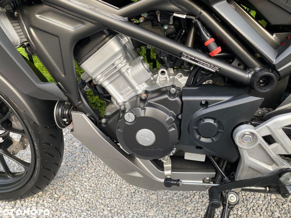 Honda CB - 21
