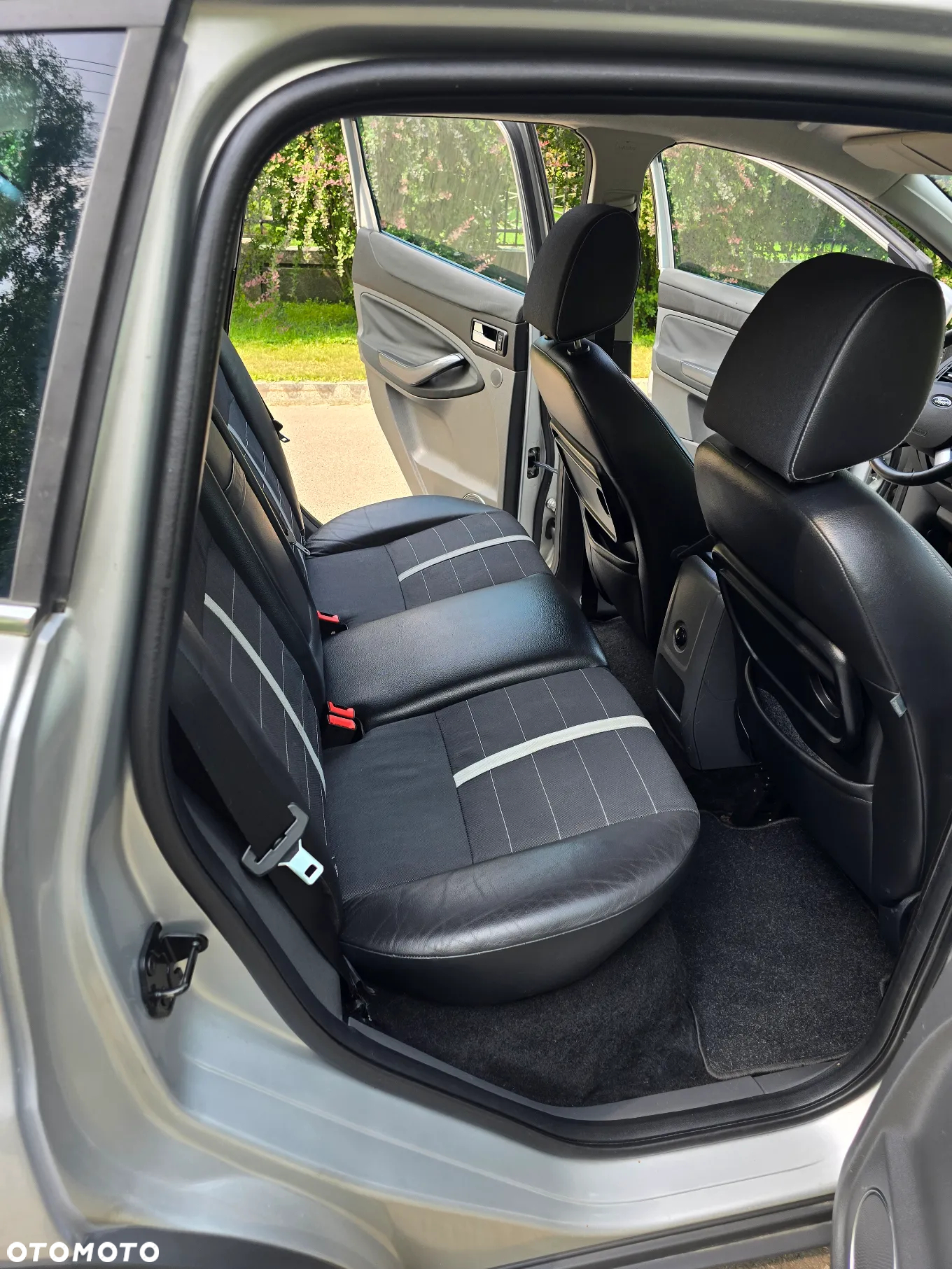 Ford Kuga 2.0 TDCi Titanium - 22