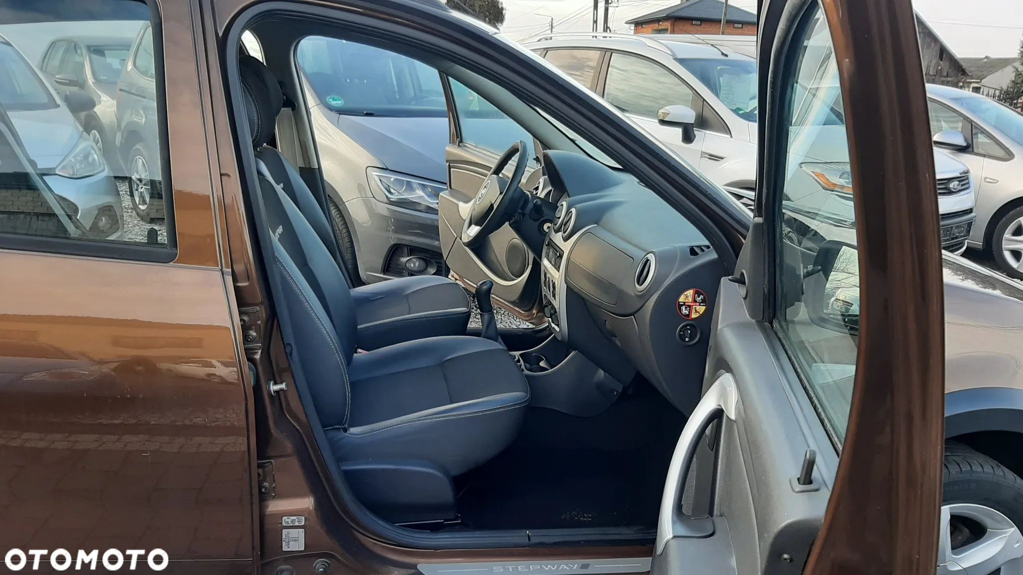 Dacia Sandero Stepway 1.5 dCi - 14