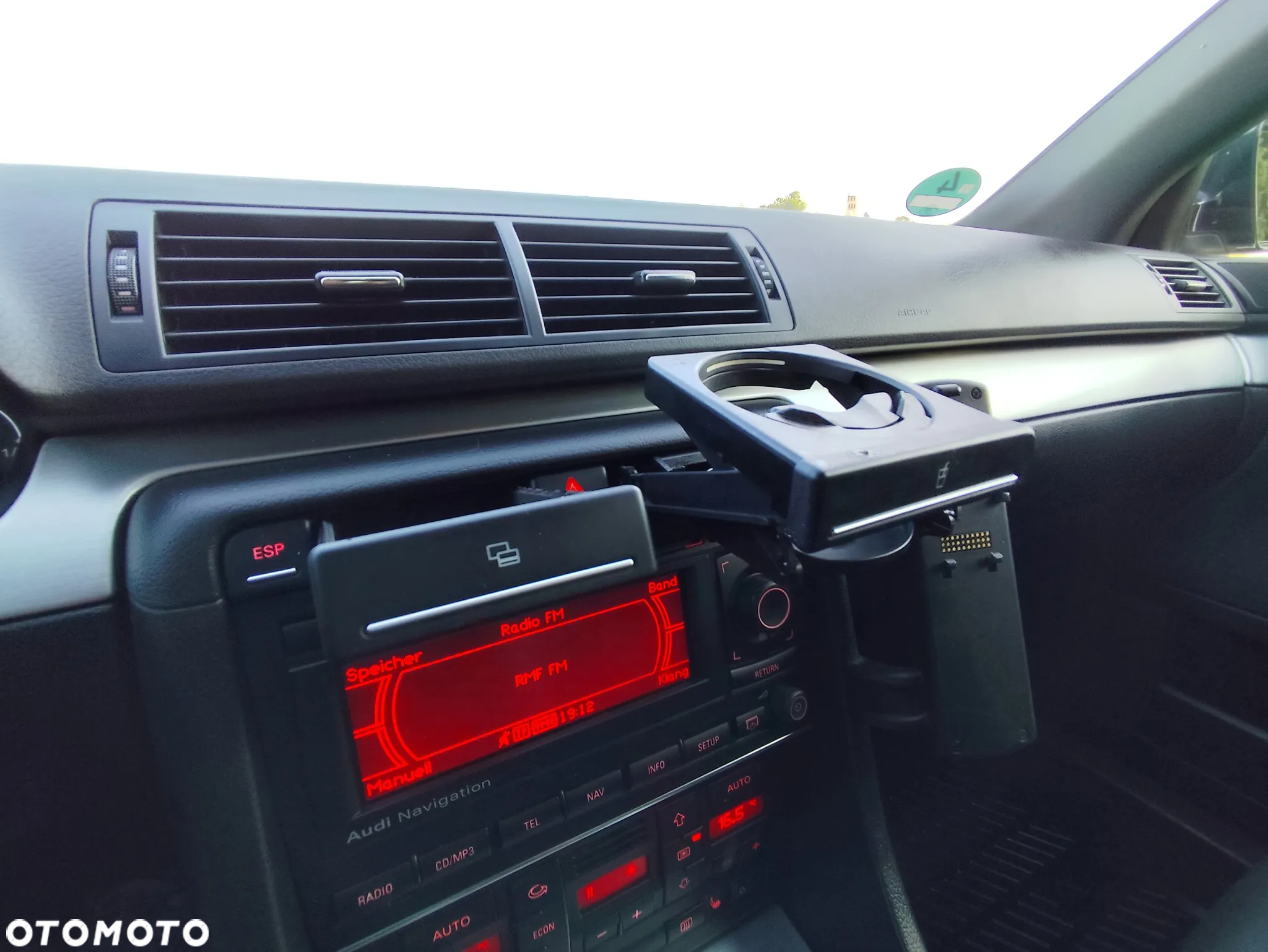 Audi A4 Avant 2.0 TDI - 22