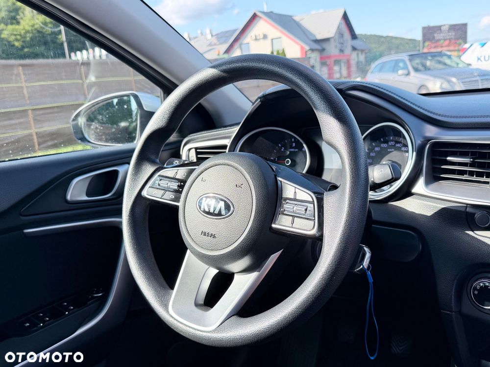 Kia Ceed 1.6 CRDi SCR S - 18