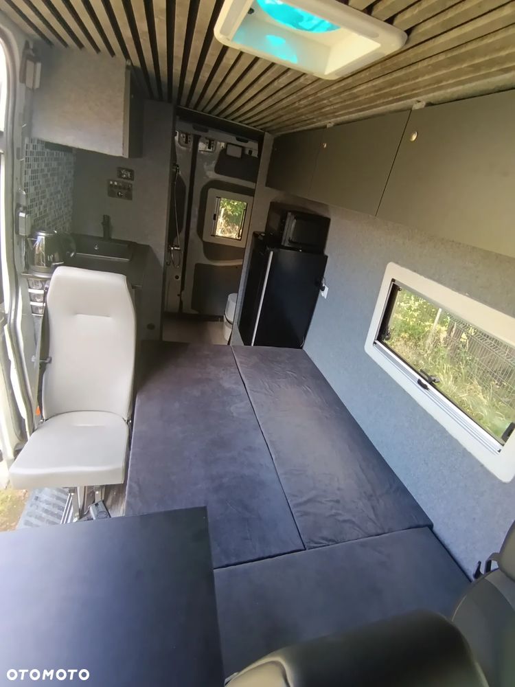Volkswagen Crafter kamper kampervan camper kamperwan - 19