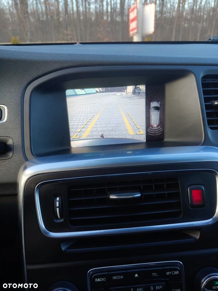 Volvo V60 D3 Summum - 11