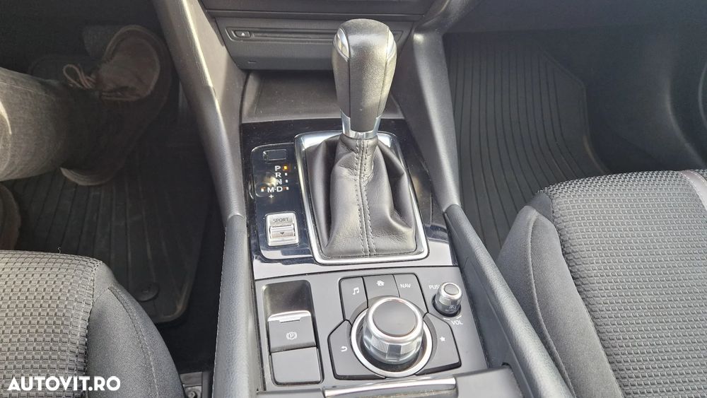 Mazda 3 G120 AT Revolution - 12