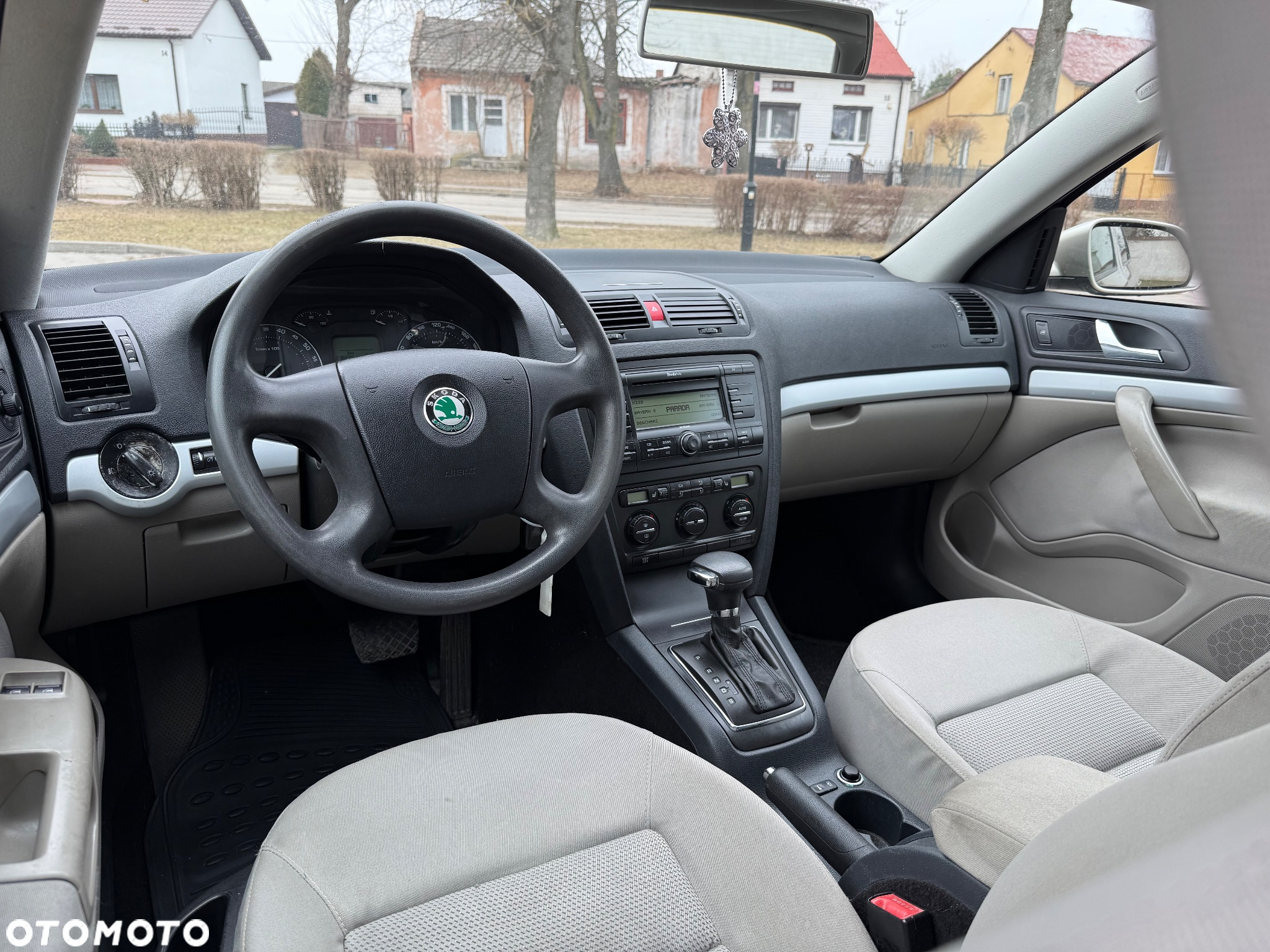 Skoda Octavia 1.6 Automatik Elegance - 8