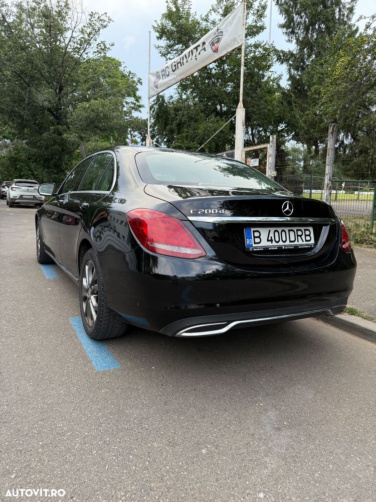 Mercedes-Benz C - 4