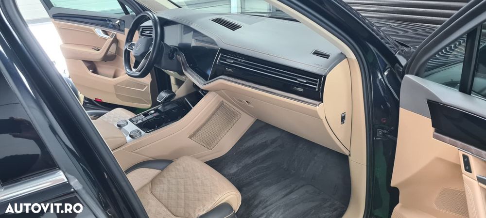 Volkswagen Touareg V6 TDI Elegance - 21