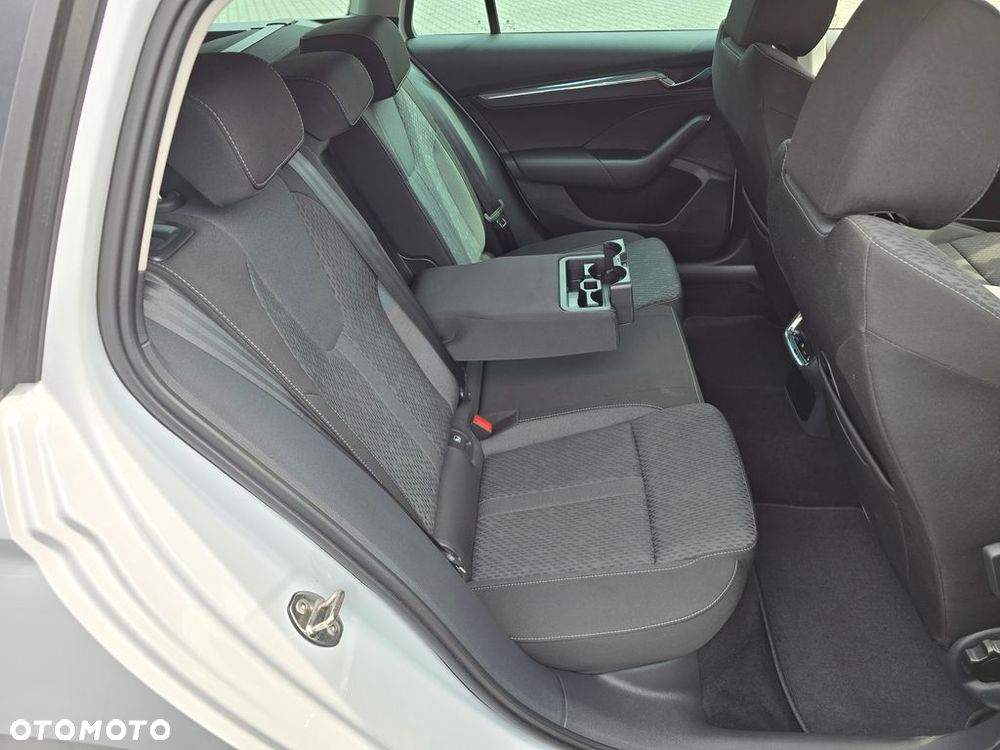 Skoda Octavia 1.5 TSI e-Tec Style DSG - 11