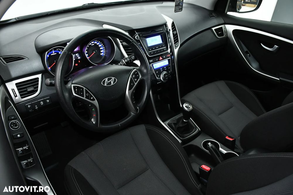 Hyundai i30 1.6 CRDI Style - 17