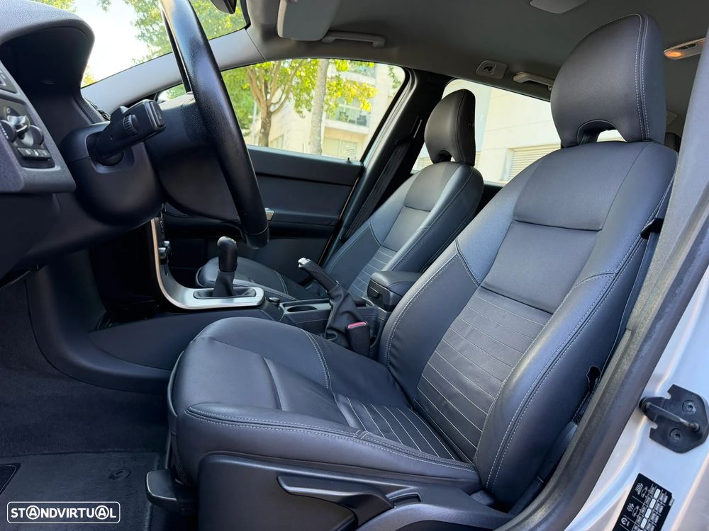 Volvo V50 1.6 D Nível 2 - 16