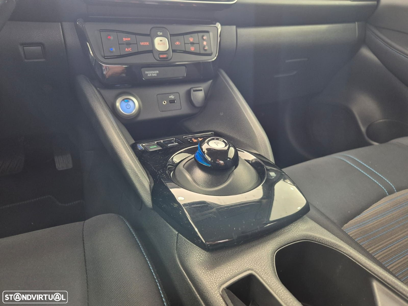 Nissan Leaf Acenta - 16