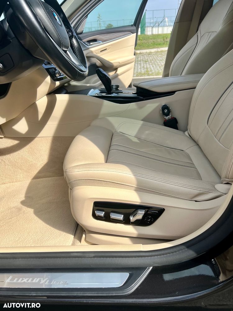 BMW Seria 5 520d AT - 10