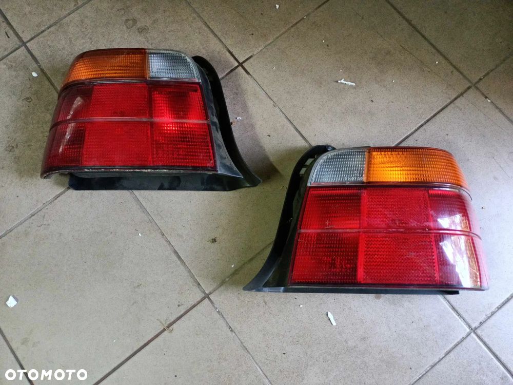 Lampa tył tylna prawa BMW E36 compact