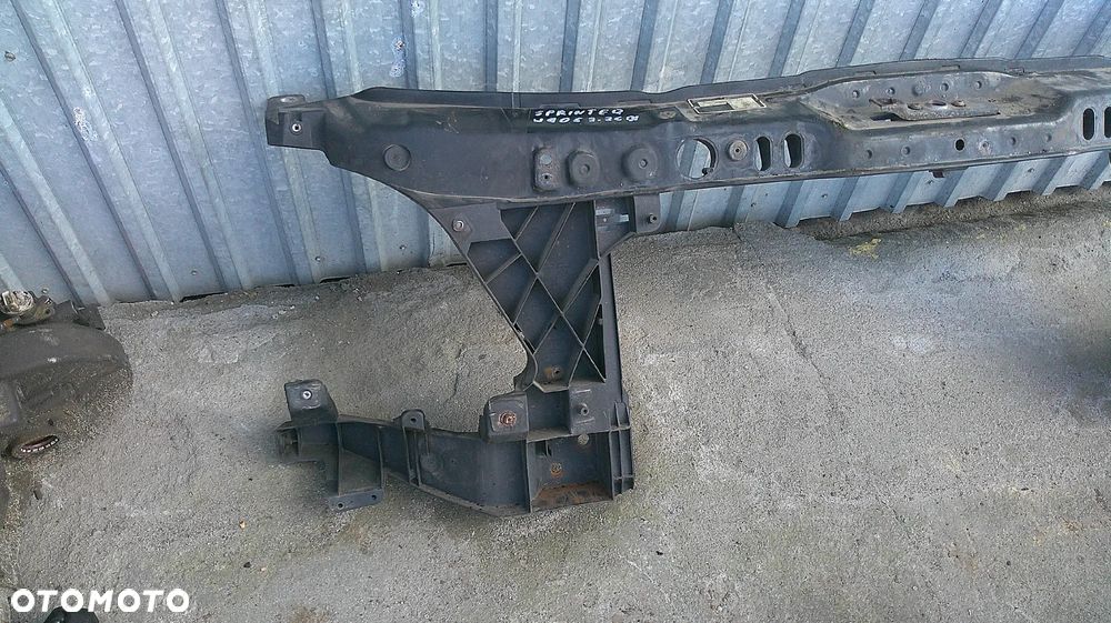 MERCEDES SPRINTER 906 2.2 CDI PAS PRZEDNI - 2