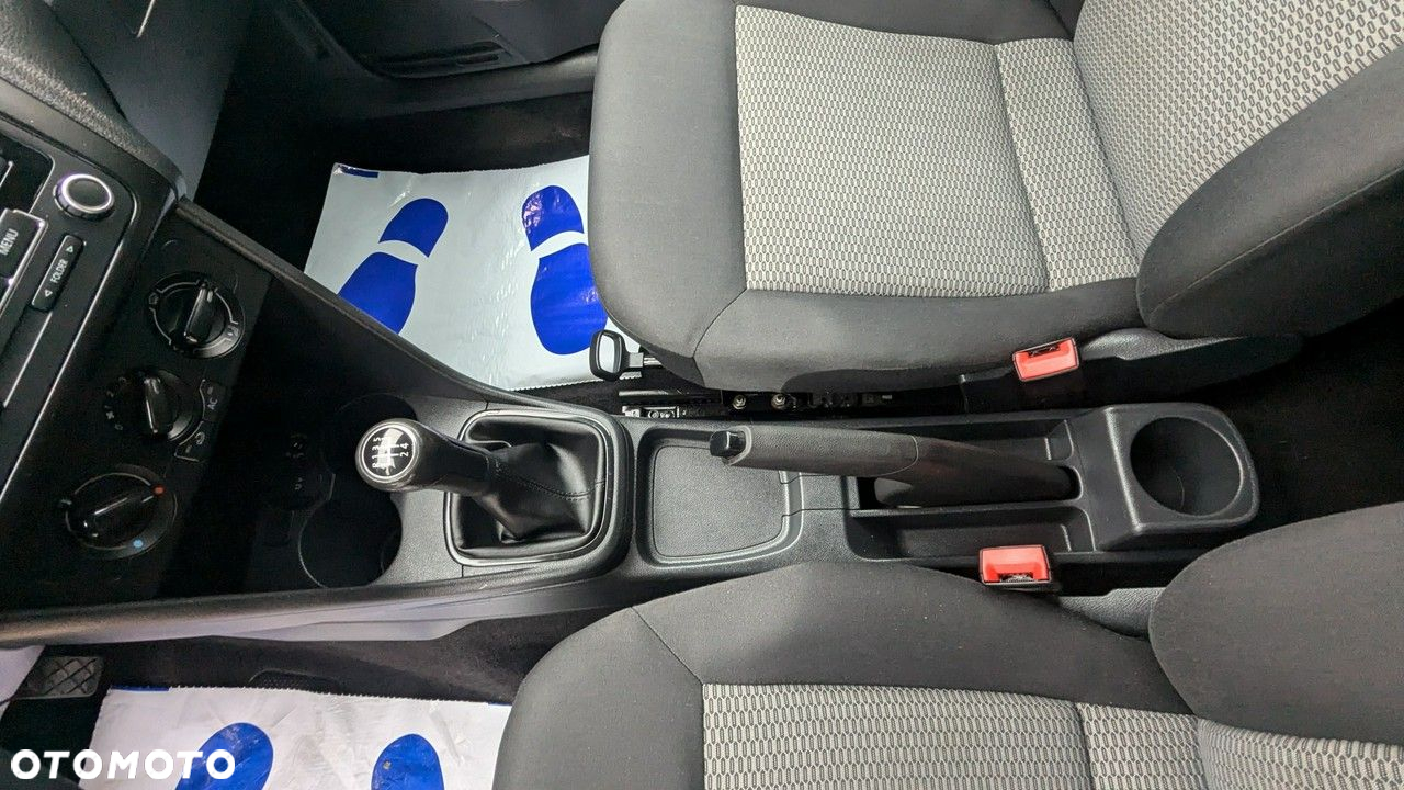 Volkswagen Polo - 21
