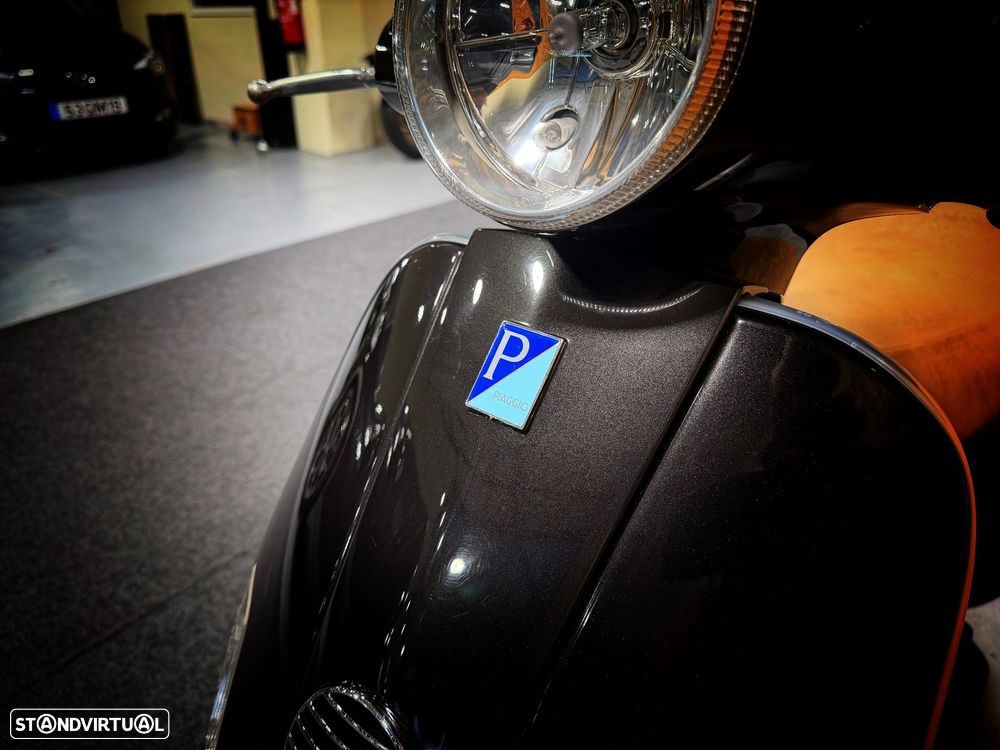 Piaggio Vespa LX - 11