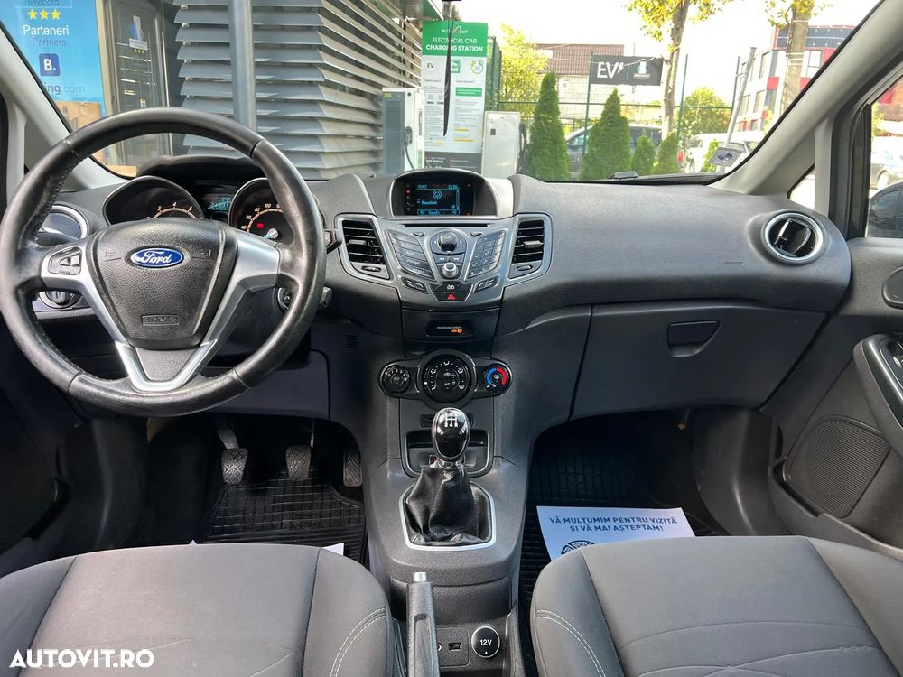 Ford Fiesta 1.25i Titanium - 5