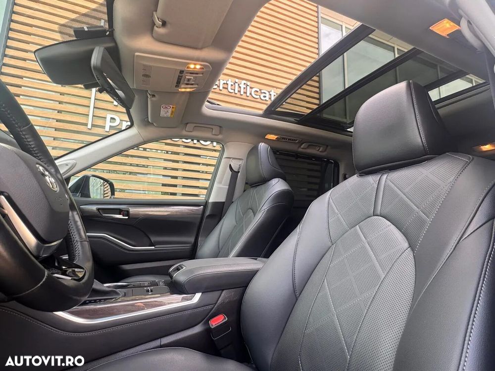 Toyota Highlander 2.5 L Dynamic Force 248CP Luxury Metallic - 10