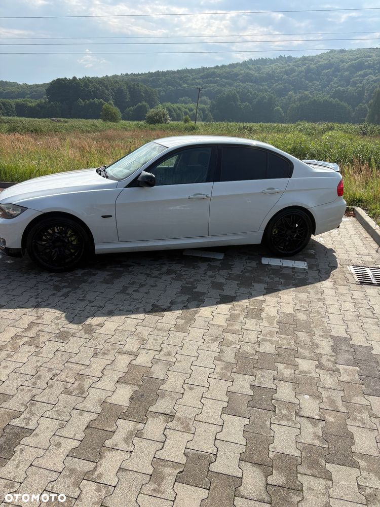 BMW Seria 3 330d - 8