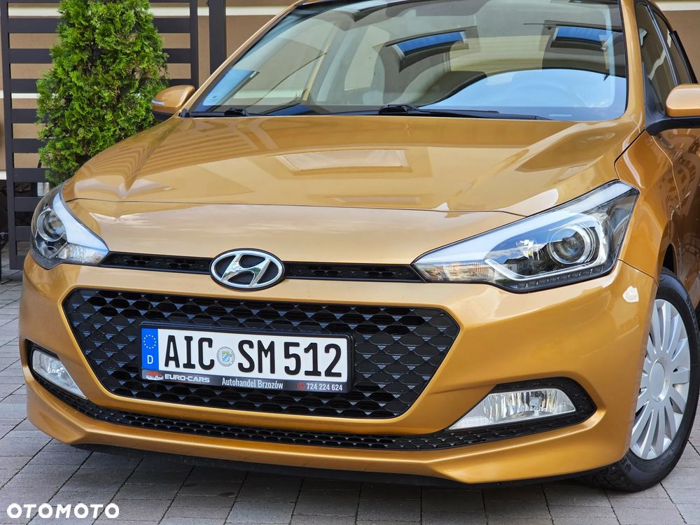 Hyundai i20 blue 1.2 YES Gold - 7