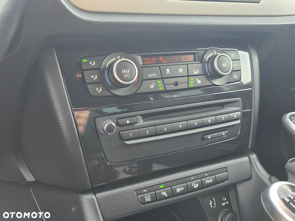 BMW X1 xDrive18d xLine - 37