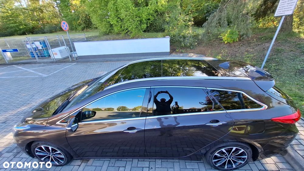 Hyundai i40 - 15