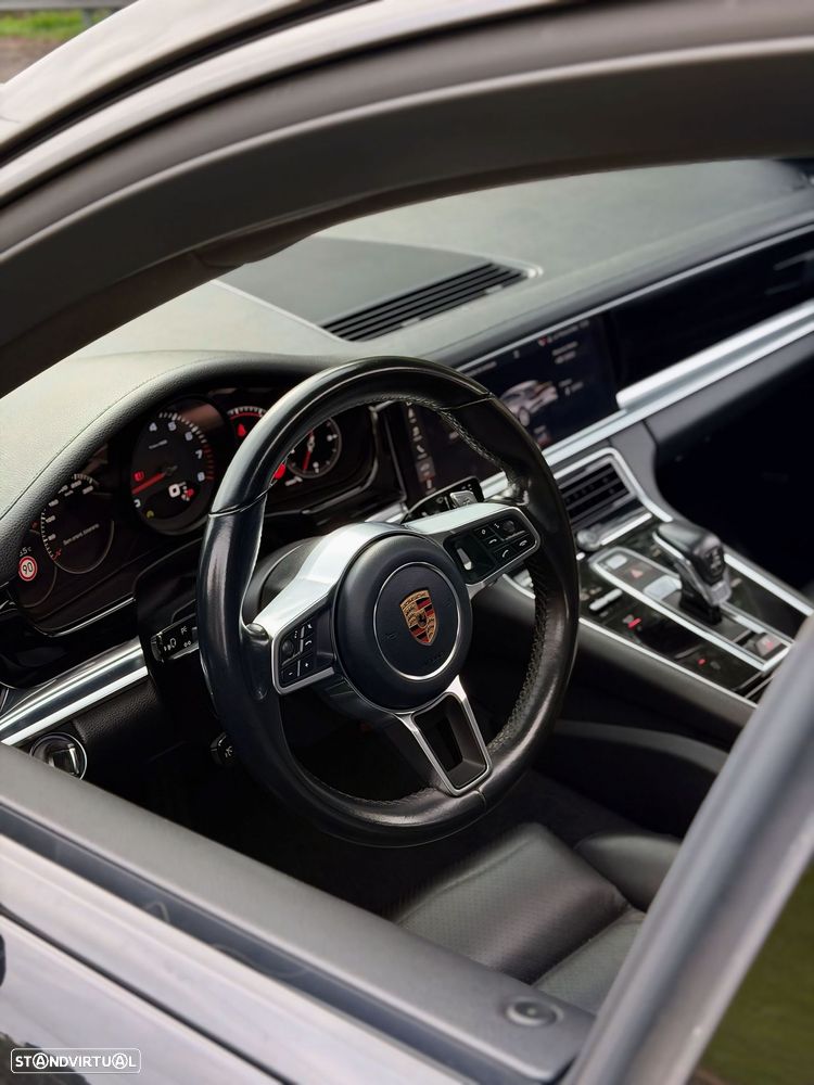 Porsche Panamera 4 Executive - 6