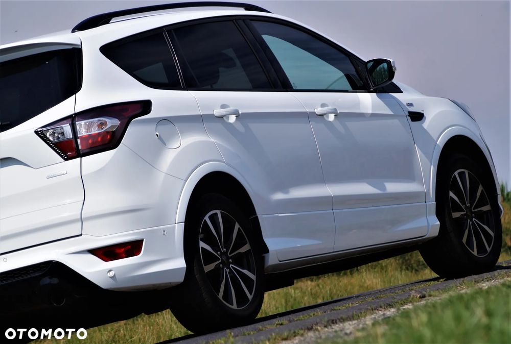 Ford Kuga - 13
