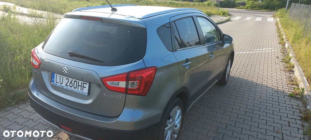 Suzuki SX4 S-Cross - 10
