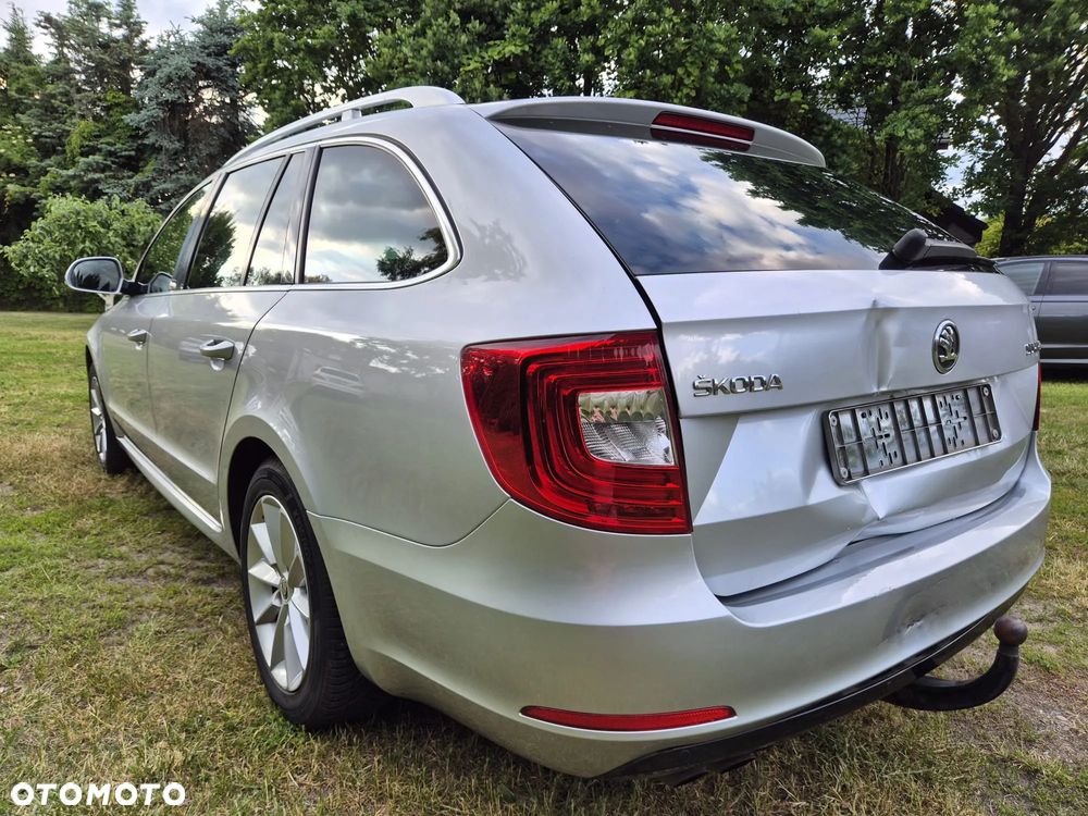 Skoda Superb 1.6 TDI Green tec Ambition - 9