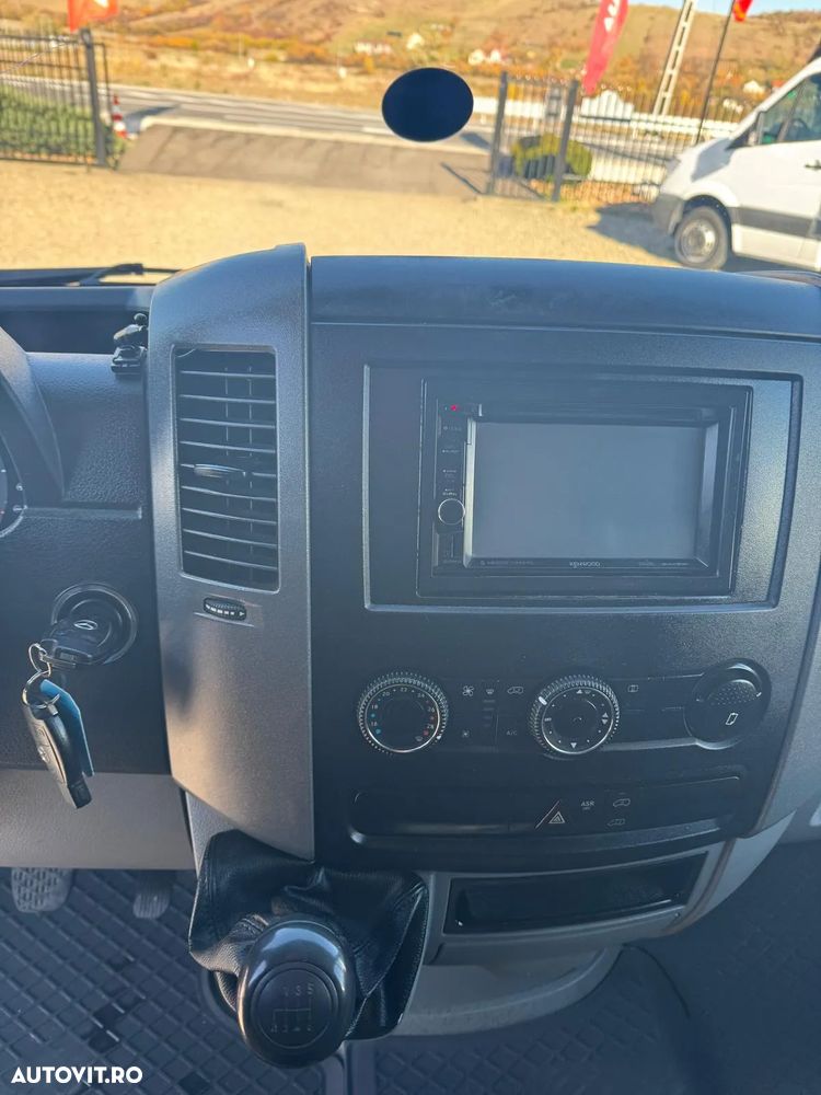 Mercedes-Benz SPRINTER - 8