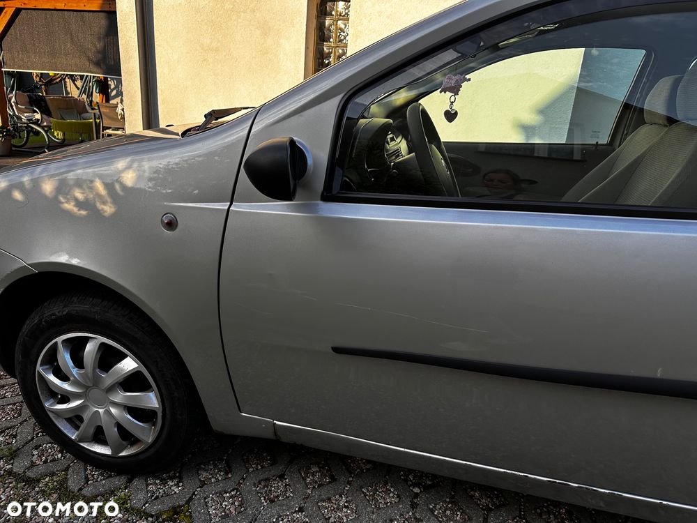 Fiat Punto 1.2 8V - 7
