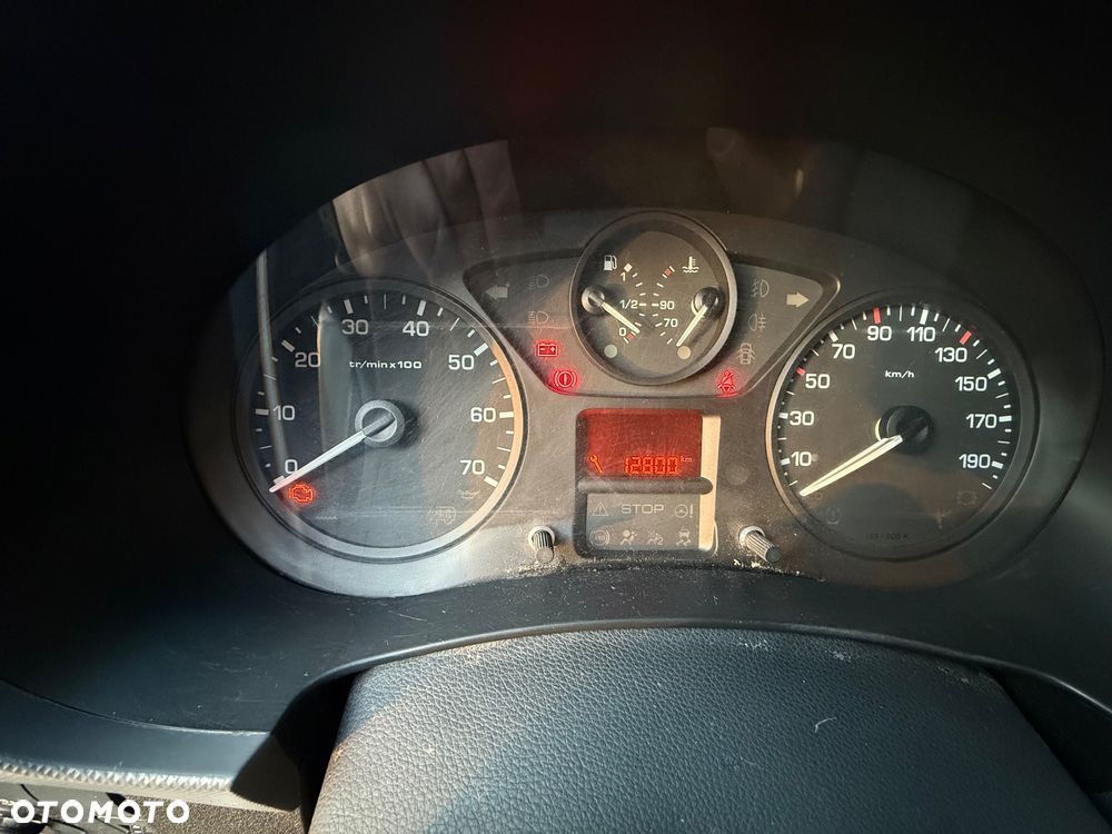 Peugeot Partner - 16