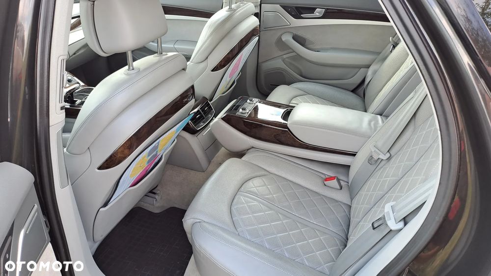 Audi A8 4.2 TDI Quattro - 2