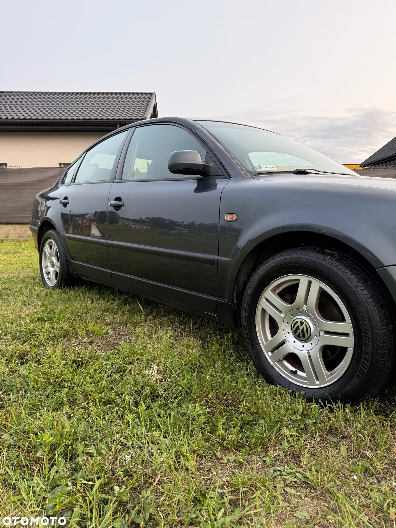 Volkswagen Passat 1.9 TDI - 8