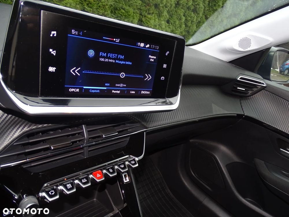 Peugeot 208 PureTech 75 Allure - 17