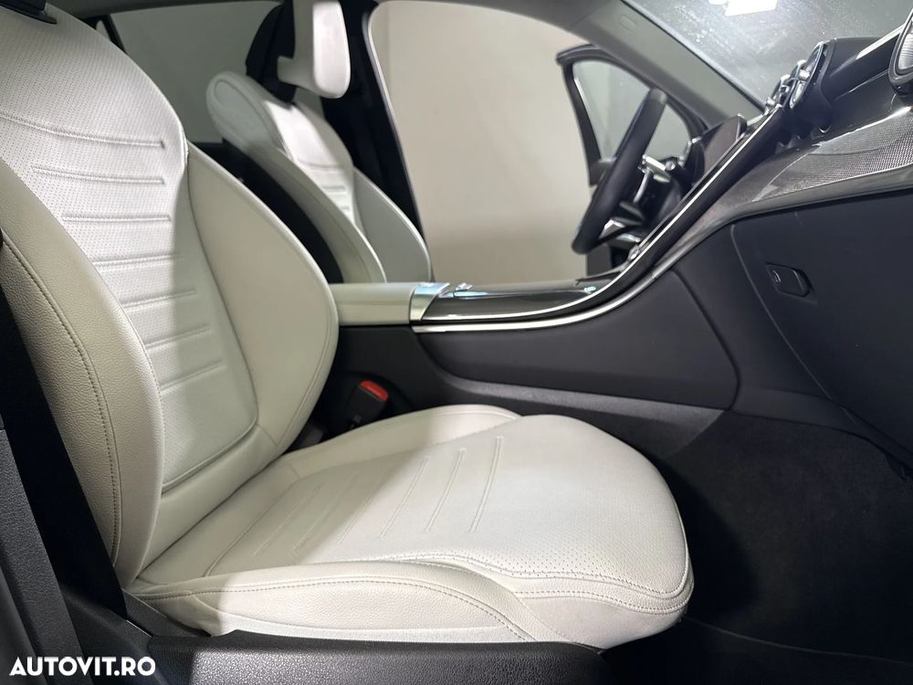 Mercedes-Benz GLC 300 e 4Matic 9G-TRONIC Edition AMG Line - 12