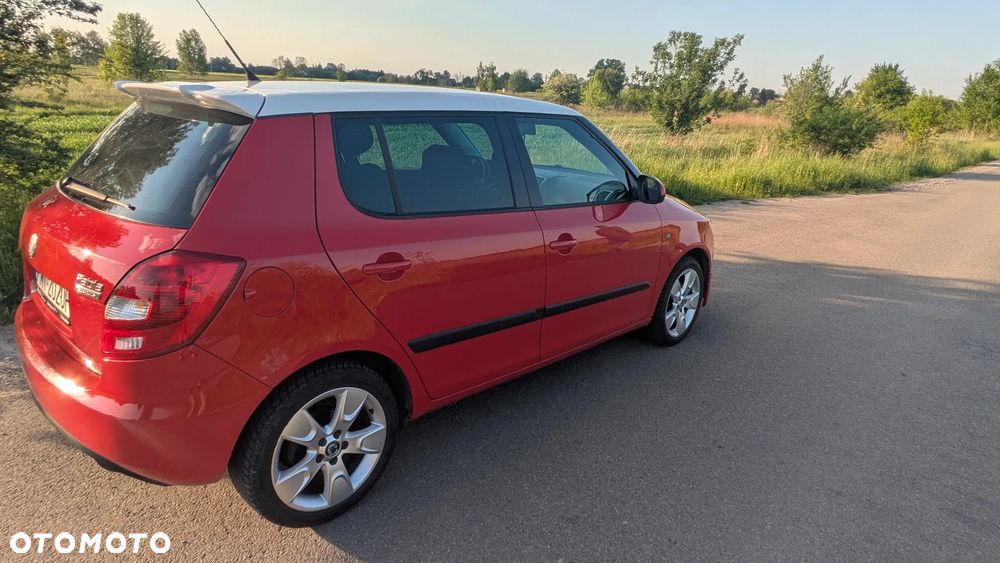 Skoda Fabia 1.6 16V Sportline - 2