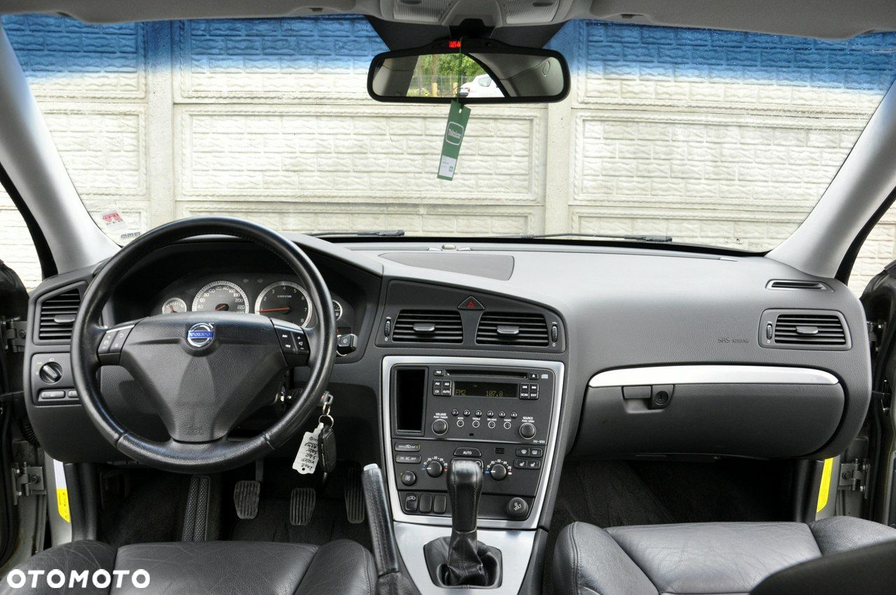 Volvo S60 2.4 Momentum - 5