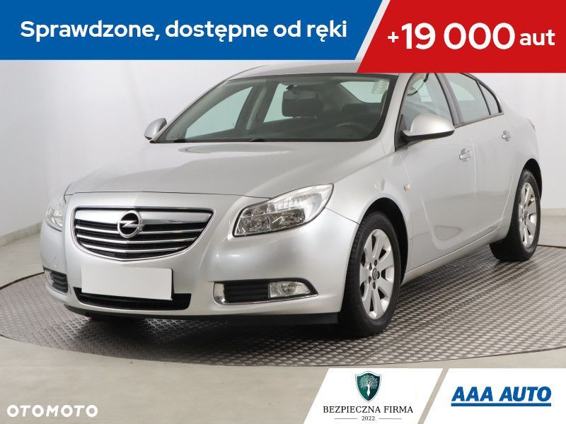 Opel Insignia - 1