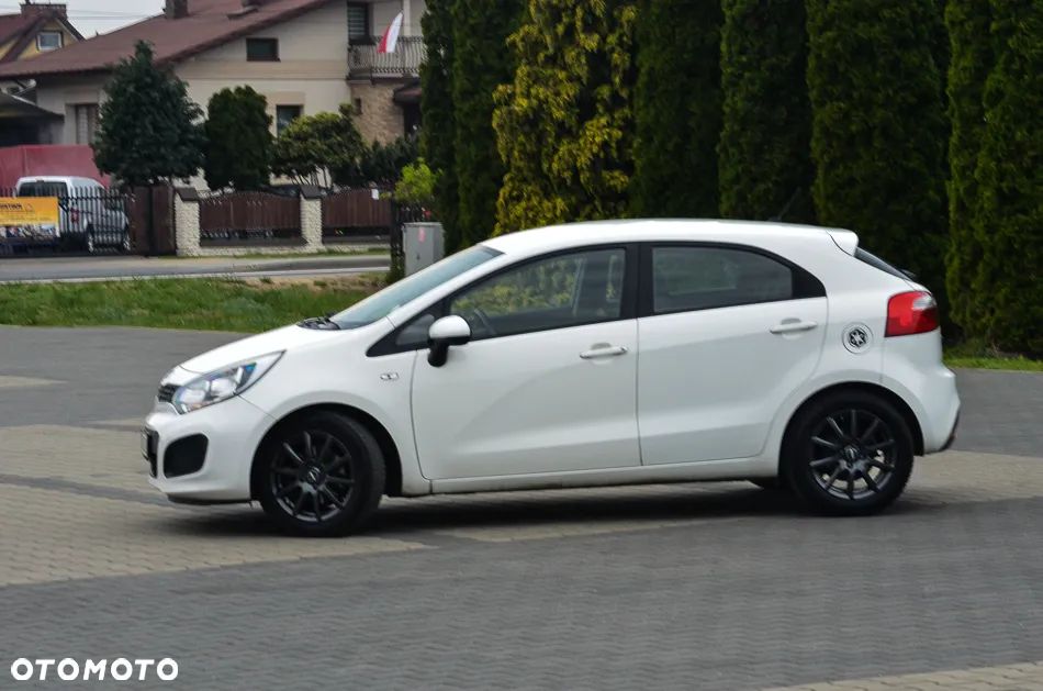 Kia Rio 1.4 Spirit - 11