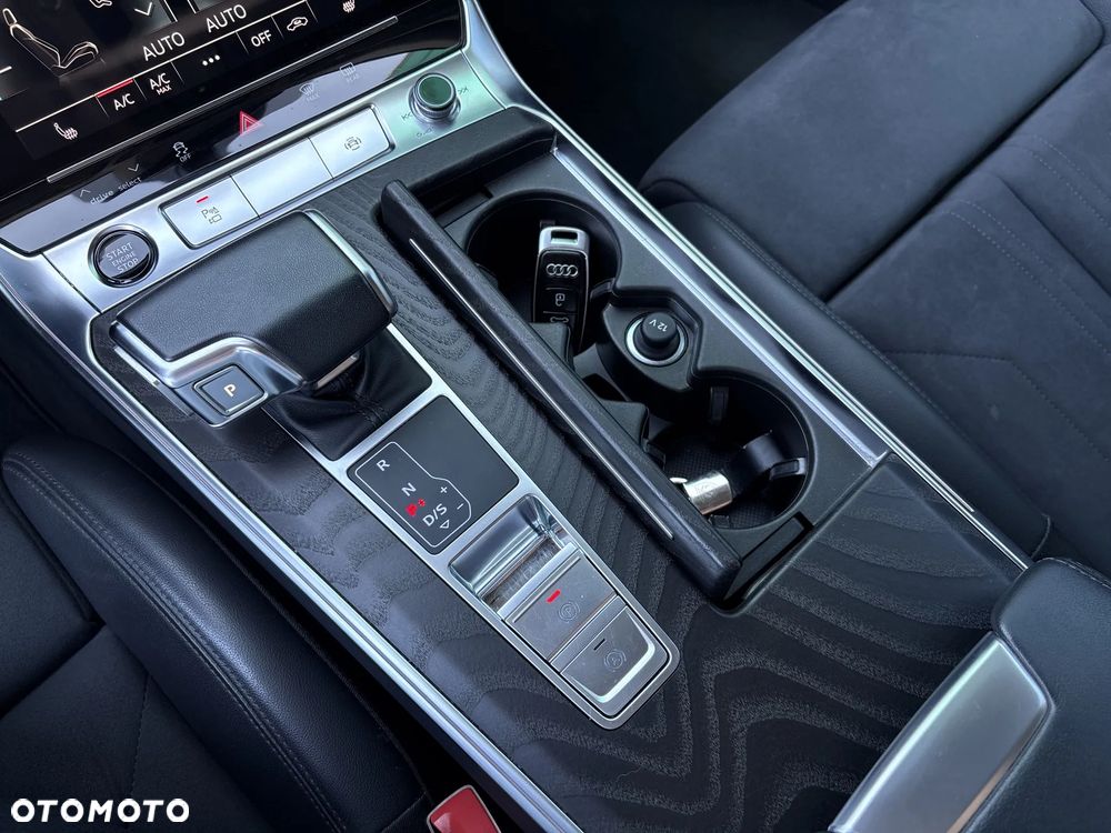 Audi A6 Avant - 17
